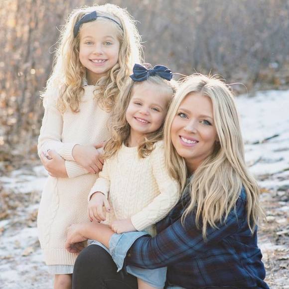 Meet your Posher, Whitney - Picture 1 of 1